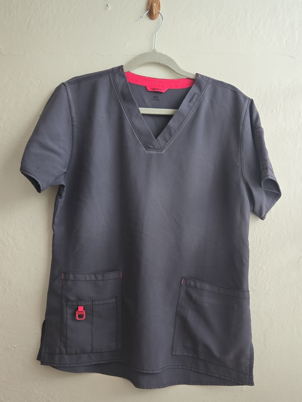 Carhartt Gray Pink Trim V-Neck Medical Scrub Top Pockets Size M